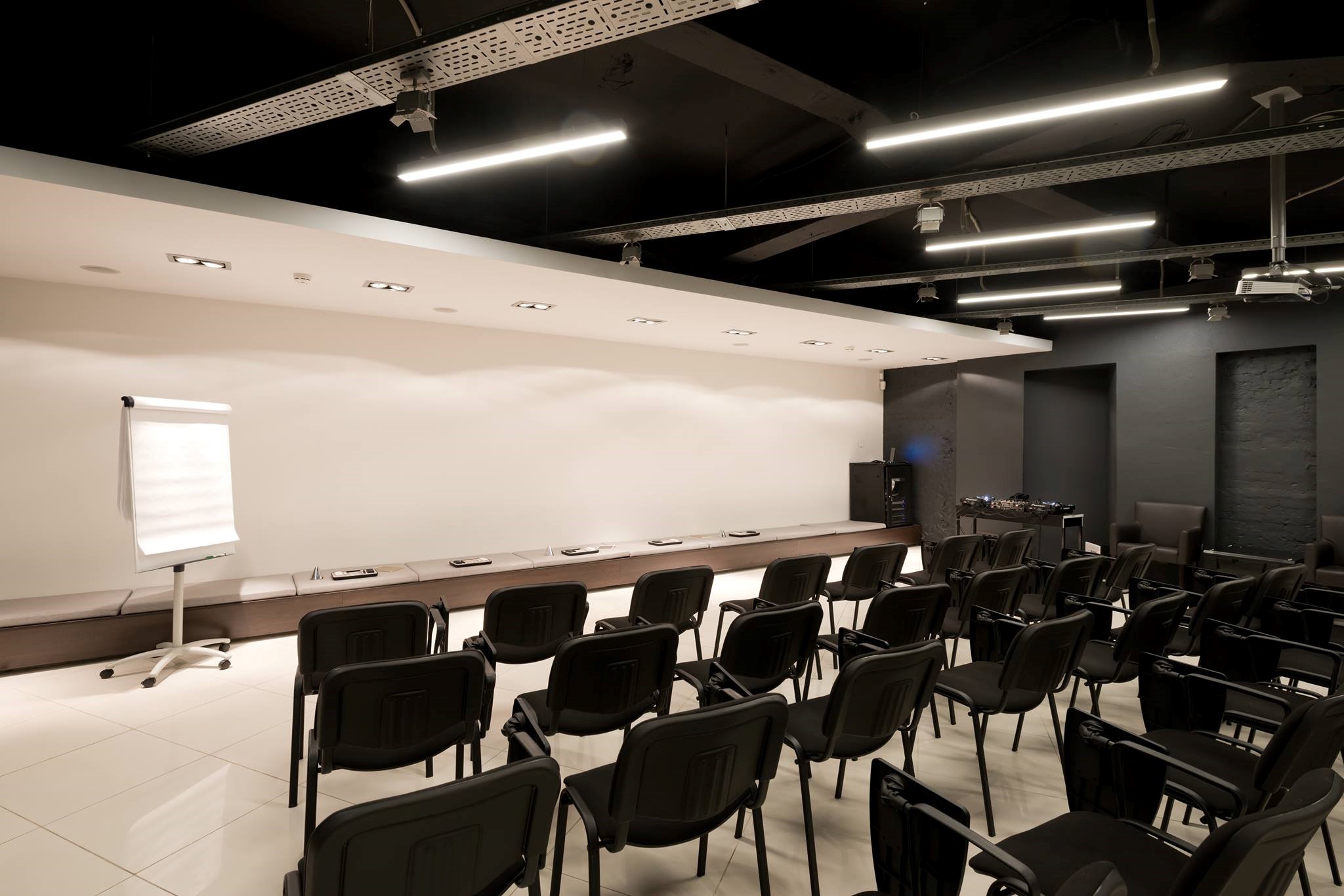 Лофт на Курской знаком ценителям дизайн-пространства ARTPLAY