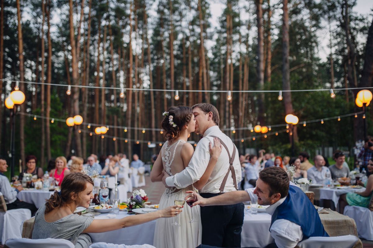 Где отметить свадьбу, организовать и провести свадебный банкет в Новосибирске