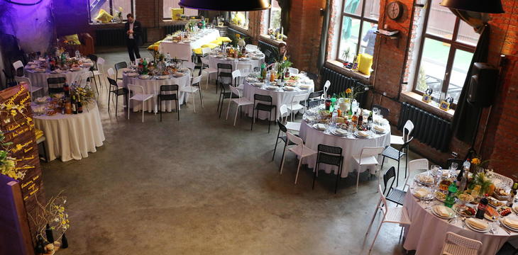 Заказать Банкет с обслуживанием стандарт на 30 персон в Москве