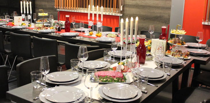 Заказать Банкет с обслуживанием премиум на 30 персон в Москве