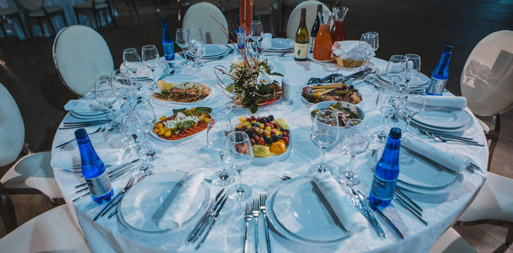 Заказать Банкет для 150 персон в Москве